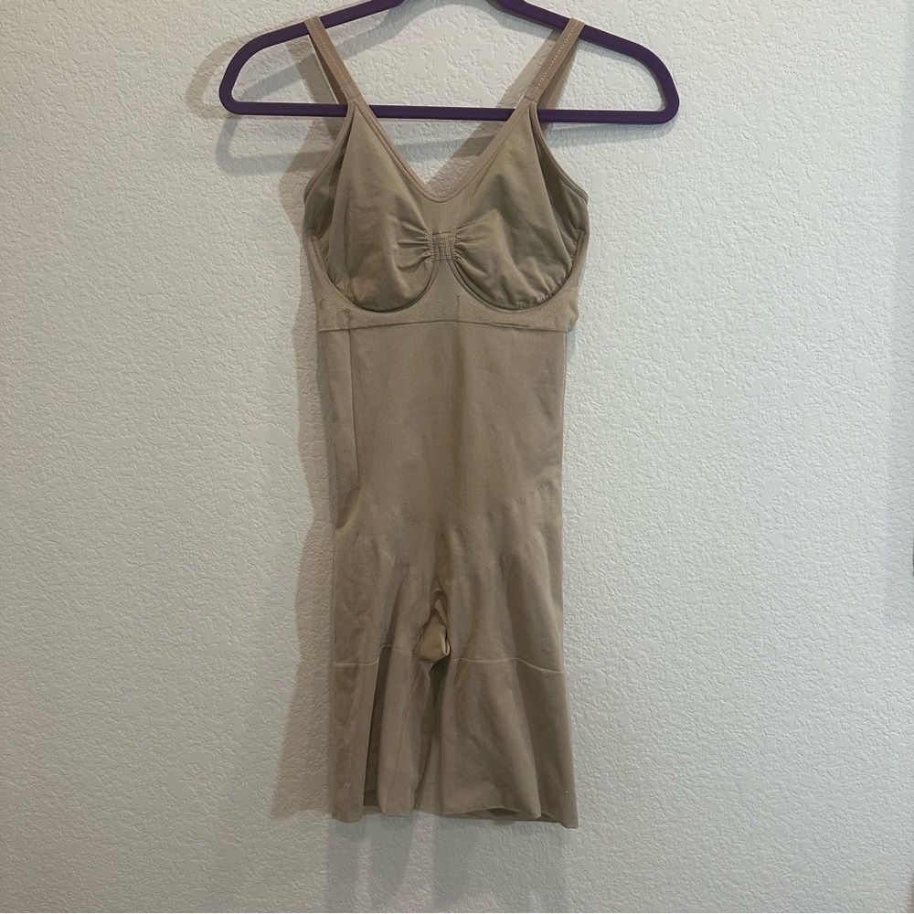 Spanx by Sara Blakely Full Body Slimming Bodysuit Large Nude Dress Shapewear